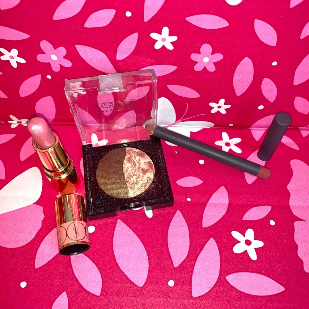 Mixed makeup bundle